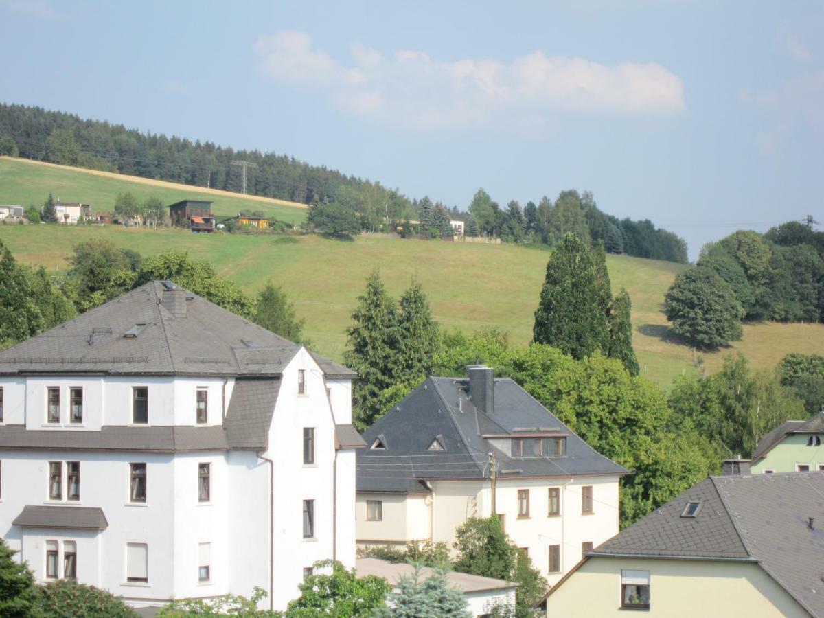 Apartamento Am Balkon Des Erzgebirges Bernsbach Exterior foto